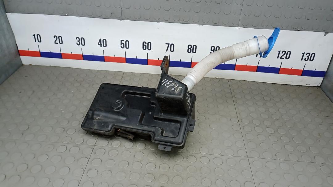 бачок омывателя Volkswagen Tiguan 1 поколение 2010, 2.0 л., дизель, МКПП, внедорожник 5 дв., 5N0955453A - фото №1