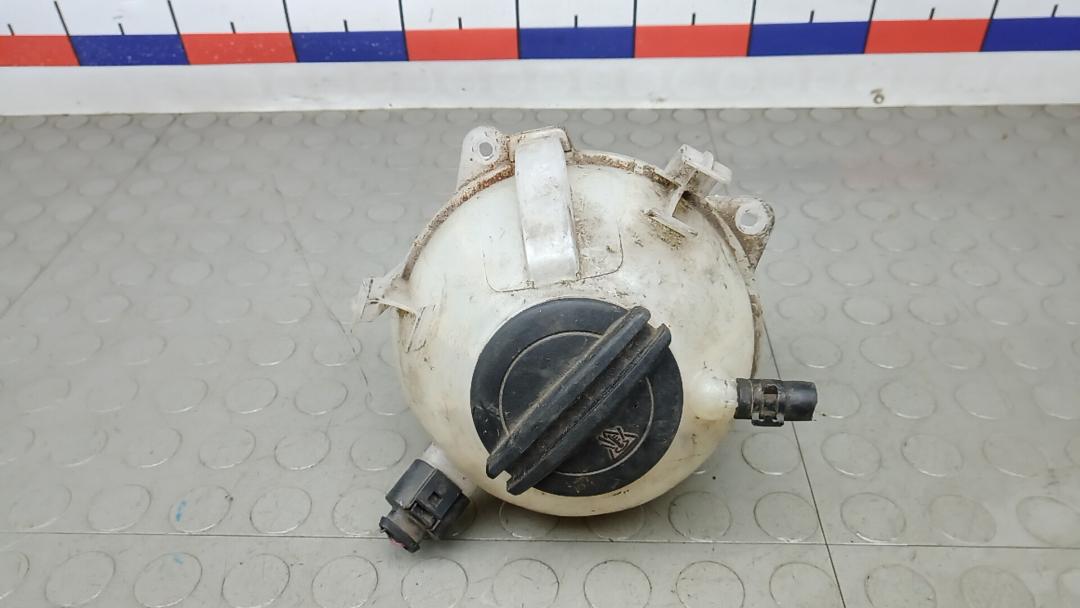 бачок расширительный Volkswagen Tiguan 1 поколение 2010, 2.0 л., дизель, МКПП, внедорожник 5 дв., 1K0121407A, 2Q0121321A - фото №1