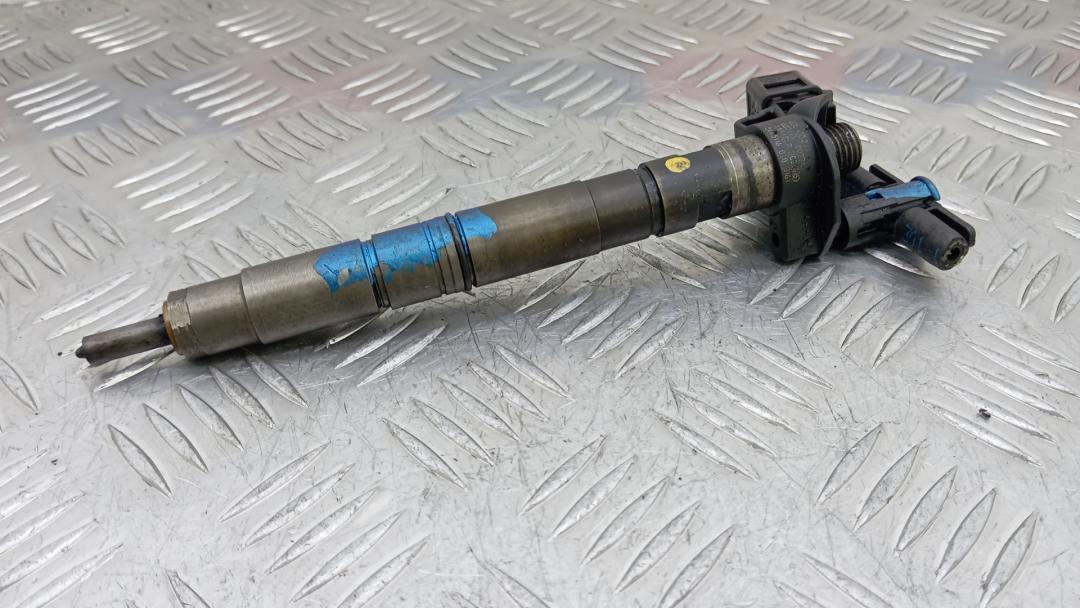 форсунка Volkswagen Passat B6 2008, 2.0 л., дизель, МКПП, седан, 03L130277, 03L130855, 0445116030 - фото №1
