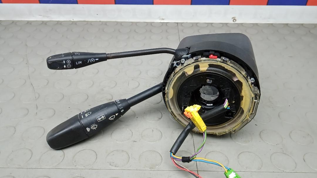 переключатель подрулевой Mercedes-Benz CLS-Класс C219 2007, 3.0 л., D 320CDI, дизель, АКПП, седан - фото №1