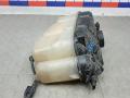 бачок расширительный Land Rover Freelander 2 поколение 2006, 2.2 л., D TD4, дизель, МКПП, внедорожник 5 дв. - фото №2