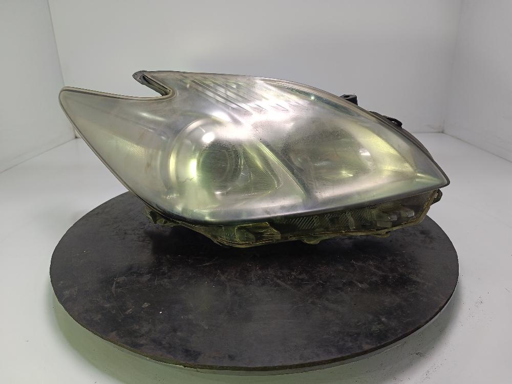 фара правая Toyota PRIUS V 2013, цвет - фото №1