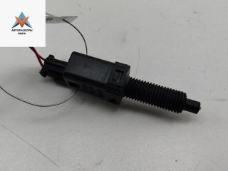 Датчик (включатель) стоп-сигнала Volkswagen Passat B5 [рестайлинг] 2001, 1.9 л., дизель, МКПП, чёрный, универсал, 811907343