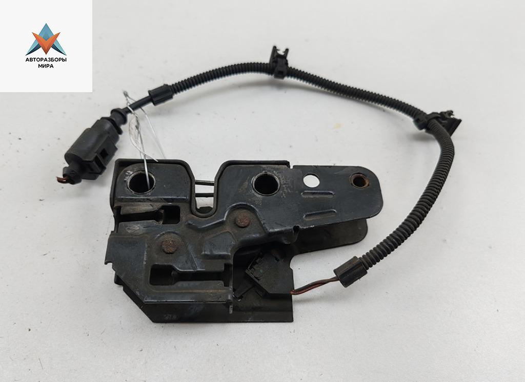 замок капота Volkswagen Touran 1 поколение 2005, 2.0 л., дизель, МКПП, серый, минивэн, 1T0823509B - фото №1
