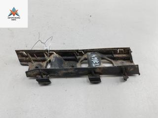 кронштейн переднего бампера Volkswagen Passat B6 2009, 2.0 л., дизель, МКПП, синий, универсал, AFF807184