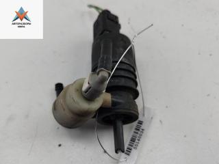 насос (моторчик) омывателя стекла Volkswagen Caddy 3 поколение 2005, серый, фургон, 1T0955651A