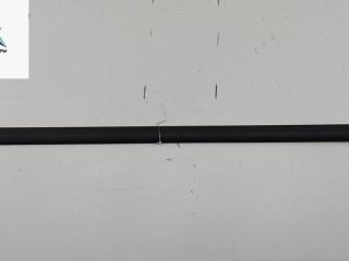 молдинг двери передней правой Volkswagen Caddy 3 поколение 2007, 1.4 л., бензин, МКПП, красный, фургон, 2K0853516E