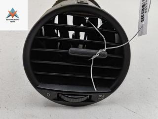 дефлектор обдува салона Volkswagen Caddy 3 поколение 2005, 1.9 л., дизель, МКПП, серый, фургон, 2K0819703B