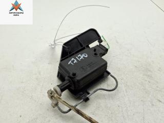 замок лючка топливного бака Renault Megane 1 поколение 1996, 1.6 л., бензин, МКПП, красный, хетчбэк 5 дв., 7700838340