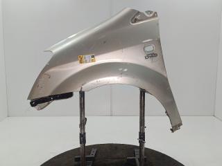 крыло переднее левое Toyota COROLLA VERSO 2006, цвет