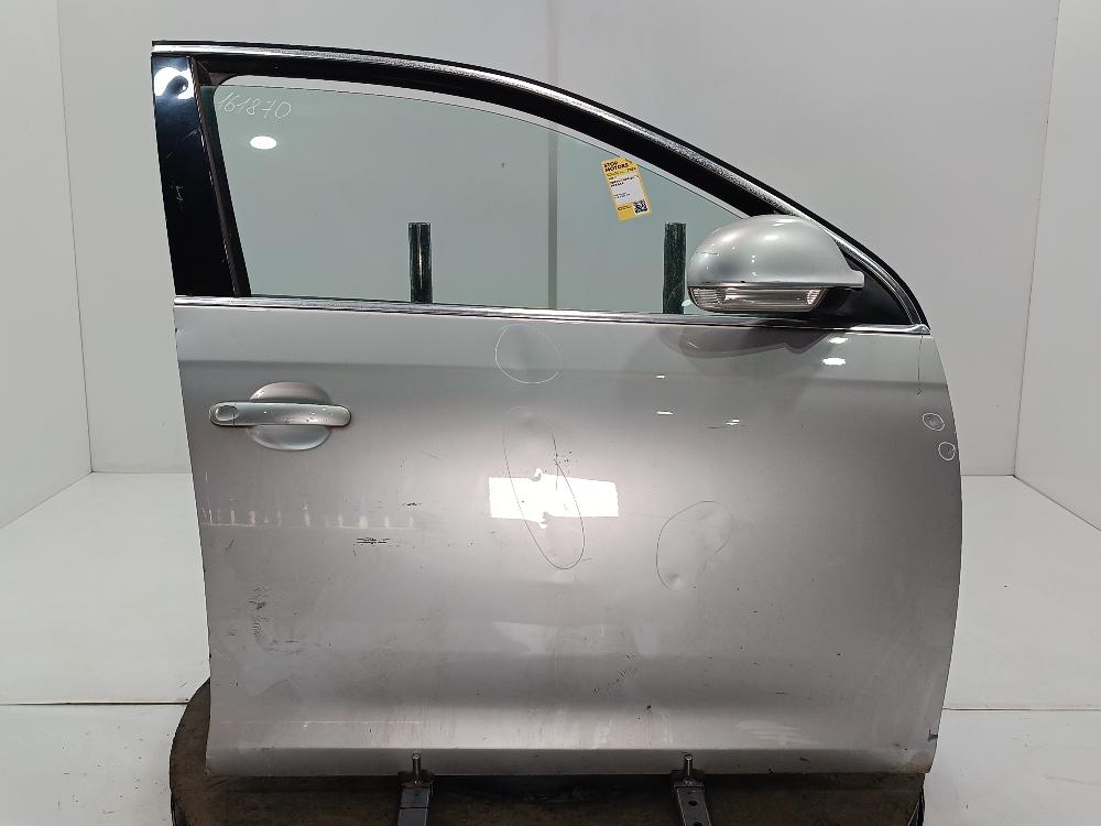 дверь передняя правая Volkswagen Golf 5 поколение 2006, цвет - фото №1