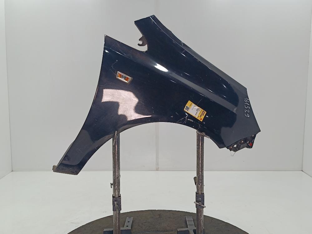 крыло переднее правое Opel Corsa D 2008, цвет - фото №1