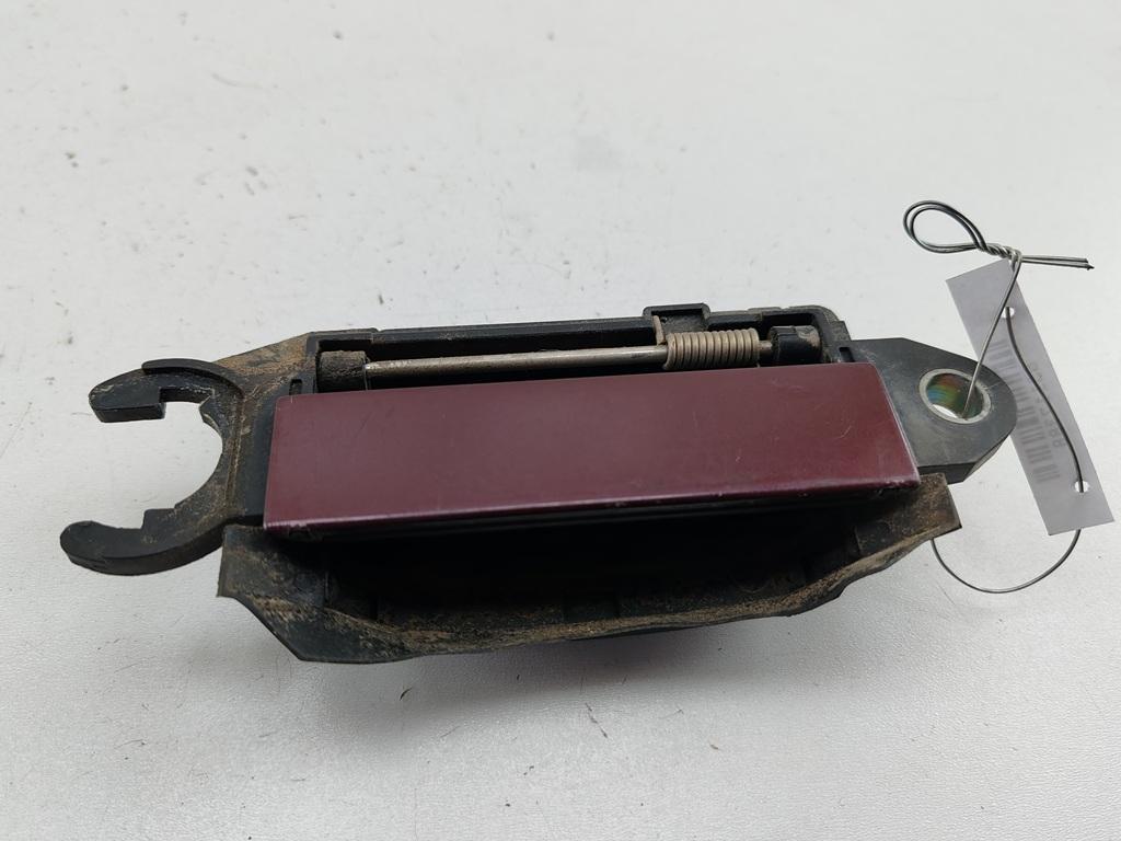 ручка наружная передняя правая Audi A4 B5 1997, 2.6 л., бензин, МКПП, красный, седан, 4A0837206D