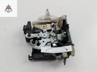 замок двери передней правой Audi A4 B5 [рестайлинг] 1998, 2.8 л., бензин, АКПП, чёрный, универсал, 8D1837016F