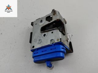 замок двери задней правой Audi A4 B5 1997, 2.6 л., бензин, МКПП, красный, седан, 8D0839016A