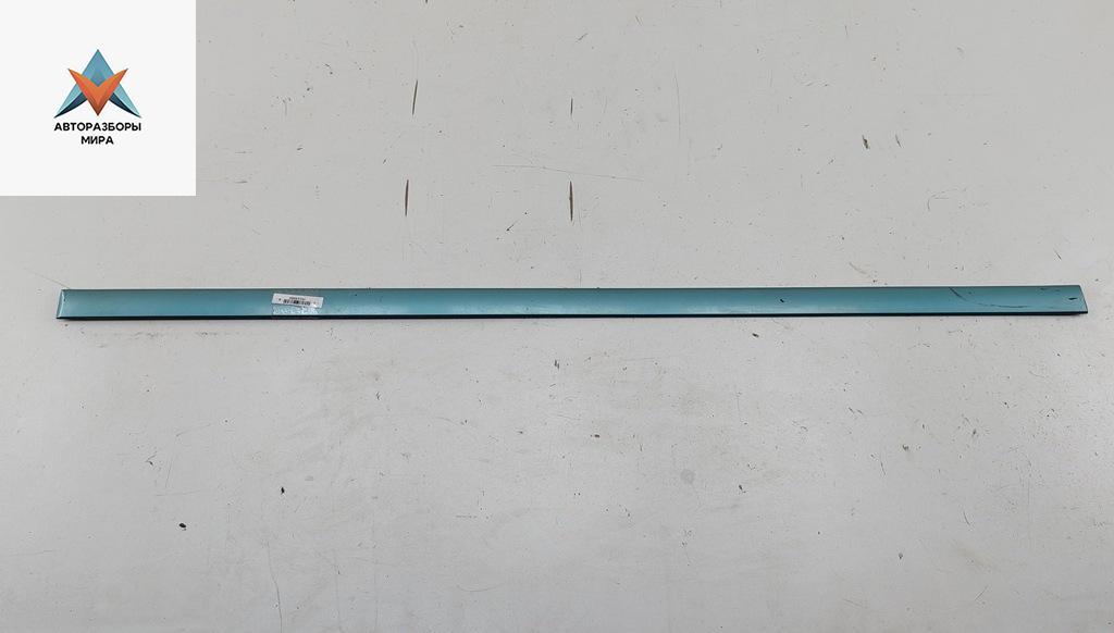 молдинг двери передней левой Audi A6 4B/C5 1997, 2.4 л., бензин, АКПП, зелёный, седан, 4B0853853A - фото №1