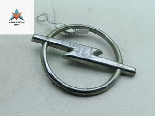 эмблема Opel Omega B [рестайлинг] 2000, 2.2 л., бензин, МКПП, чёрный, универсал, 90565627