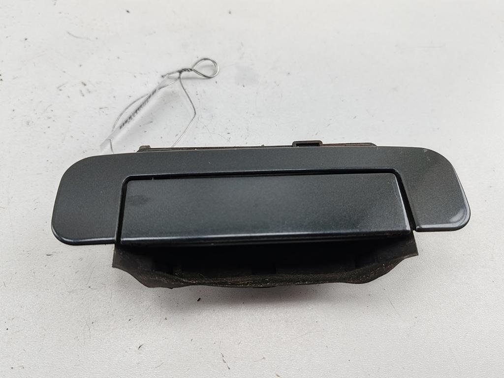 ручка наружная задняя правая Audi A4 B5 1998, 2.8 л., бензин, АКПП, чёрный, универсал, 4A0839206