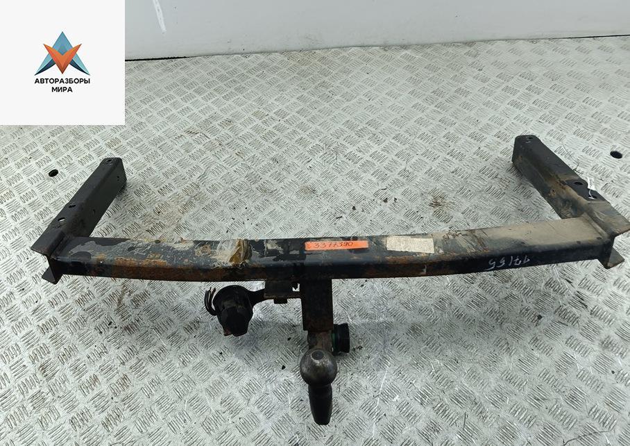 прицепное устройство (фаркоп) Volkswagen Passat B5 1999, 1.8 л., бензин, МКПП, синий, универсал - фото №1