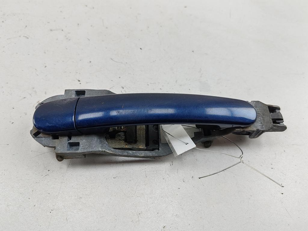 ручка наружная задняя правая Volkswagen Passat B5+ (GP) 2005, 2.5 л., дизель, МКПП, синий, универсал, 3B0837885