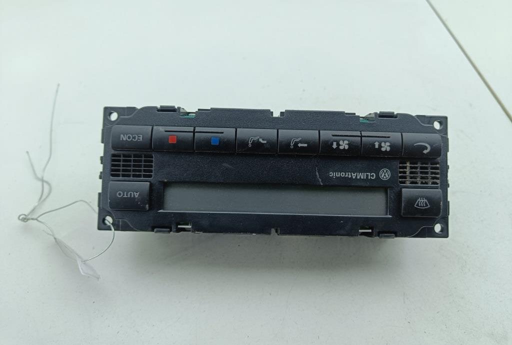 блок управления печки / климат-контроля Volkswagen Passat B5+ (GP) 2003, 1.9 л., дизель, МКПП, синий, универсал, 3B1907044H