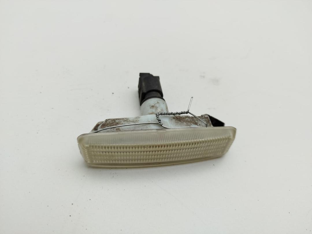 повторитель передний правый BMW 5 E39 2001, 2.2 л., бензин, МКПП, серый, седан, 2496299