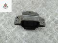 подушка крепления КПП Volkswagen Golf 5 поколение 2004, 1.4 л., бензин, МКПП, чёрный, хетчбэк 3 дв. - фото №2