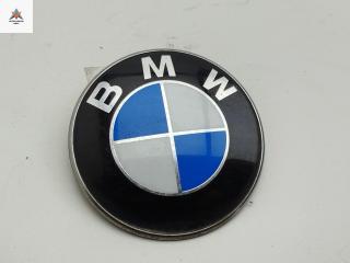 эмблема BMW 5 серия E60/E61 2005, 2.5 л., дизель, МКПП, серый, универсал, 8132375