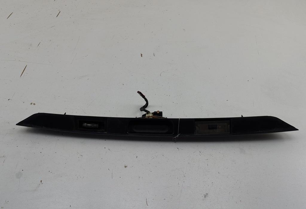 накладка подсветки номера BMW 5 E39 2000, 2.0 л., бензин, МКПП, синий, универсал, 8212229