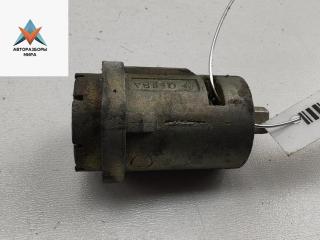 личинка дверного замка Ford Focus 1 поколение [рестайлинг] 2002, 1.8 л., бензин, МКПП, синий, хетчбэк 3 дв., Q68BA