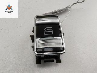 кнопка стеклоподъемника переднего правого Mercedes-Benz S-Класс W221 2006, 4.7 л., бензин, АКПП, чёрный, седан, 2218706051