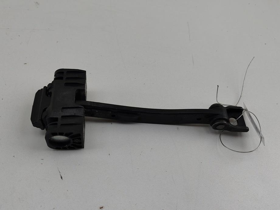 ограничитель открывания двери Audi A4 B8 2009, универсал, 8K0837249