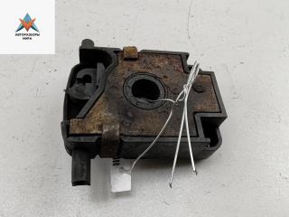 замок капота BMW 3 серия E46 [рестайлинг] 2004, 2.0 л., бензин, МКПП, чёрный, седан, 8203859