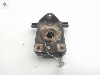 замок капота BMW 3 серия E46 2000, 2.0 л., дизель, МКПП, серый, седан, 8203859