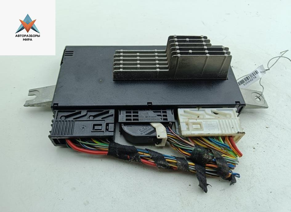 блок управления светом BMW 5 серия E39 1997, 2.0 л., бензин, МКПП, синий, седан, 8372875 - фото №1