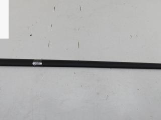 молдинг двери передней правой Volkswagen Golf 5 поколение 2004, 1.4 л., бензин, МКПП, чёрный, хетчбэк 3 дв., 1K3853516