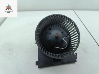 моторчик печки Volkswagen Passat B5 1998, 1.6 л., бензин, МКПП, красный, седан, 8D1819021B