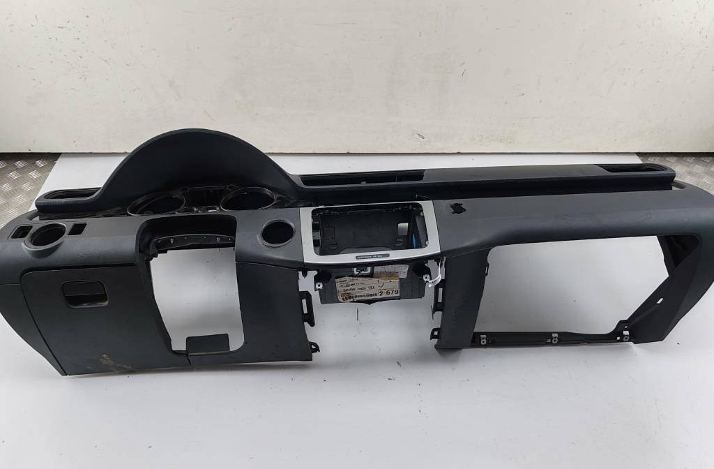 панель передняя салона (торпедо) Volkswagen Passat B6 2007, 2.0 л., дизель, АКПП, синий, универсал, 3C1857003