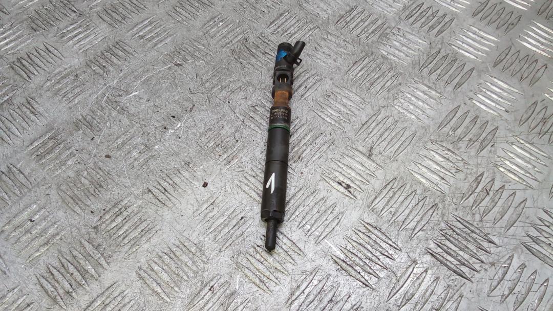 форсунка Kia Carnival VQ 2009, 2.9 л., дизель, АКПП, минивэн, 338004X400, EJBR03902D - фото №1