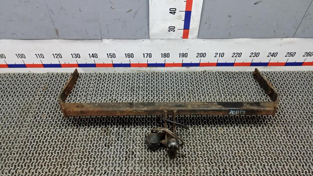 прицепное устройство (фаркоп) Skoda Octavia 3 поколение (A7) 2013, 1.6 л., дизель, АКПП, универсал, 5E9092155 - фото №1