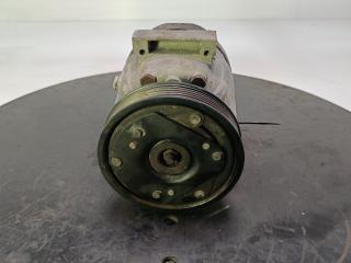 компрессор кондиционера Renault Megane 1 поколение [рестайлинг] 2001, цвет, 7700103536