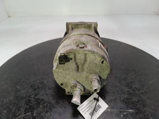 компрессор кондиционера Renault Megane 1 поколение [рестайлинг] 2001, цвет, 7700103536