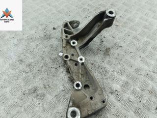 Кронштейн крепления рычага передней подвески Volkswagen Touran 1 поколение [рестайлинг] 2009, 1.4 л., бензин, АКПП, чёрный, минивэн