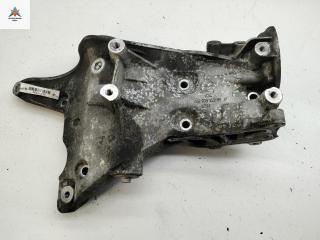 кронштейн генератора Volkswagen Passat B6 2008, 1.8 л., бензин, МКПП, чёрный, универсал, 06J903143P