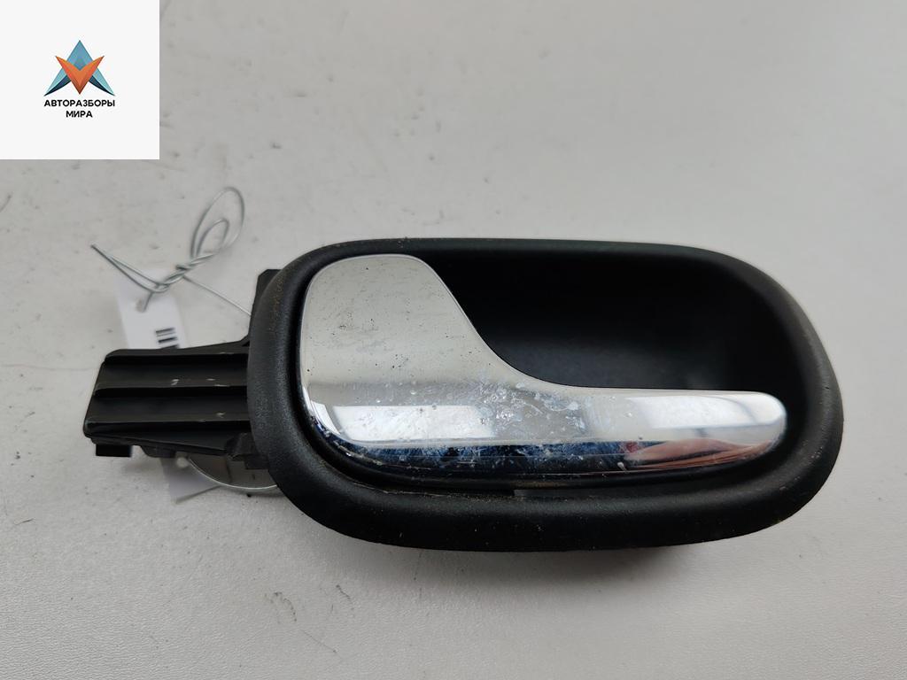 ручка внутренняя задняя левая Audi A4 B5 1997, 2.6 л., бензин, МКПП, красный, седан, 8D0839019 - фото №1