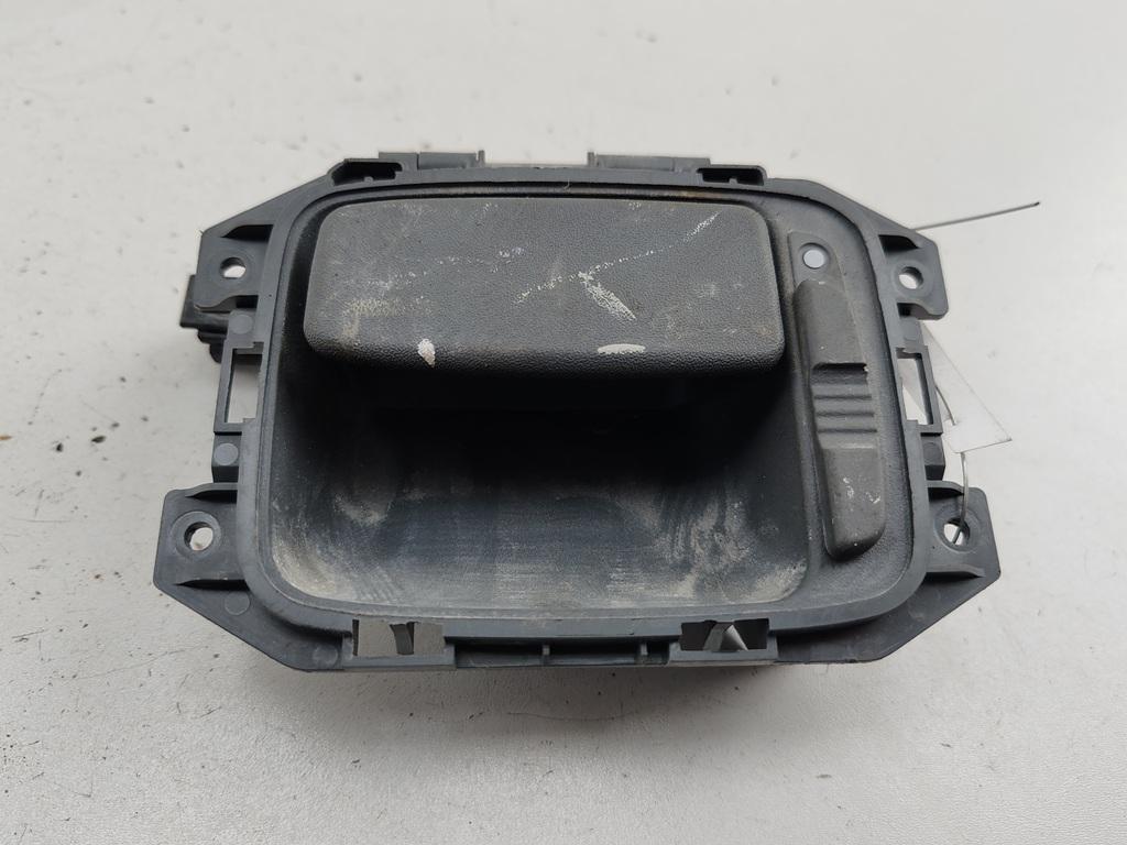 ручка крышки багажника Mercedes-Benz Vito 2006, красный, микроавтобус, 6397600161 - фото №1
