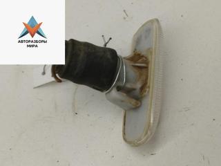 повторитель передний левый Audi A6 4B/C5 1998, 2.4 л., бензин, МКПП, зелёный, седан, 4B0949127