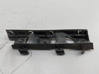 кронштейн переднего бампера Volkswagen Passat B6 2006, 2.0 л., дизель, МКПП, серый, универсал, 3C0807184