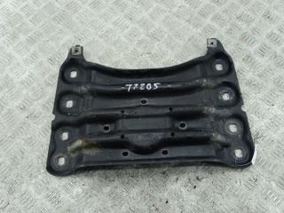 кронштейн КПП Mercedes-Benz S W221 2006, 4.7 л., бензин, АКПП, чёрный, седан