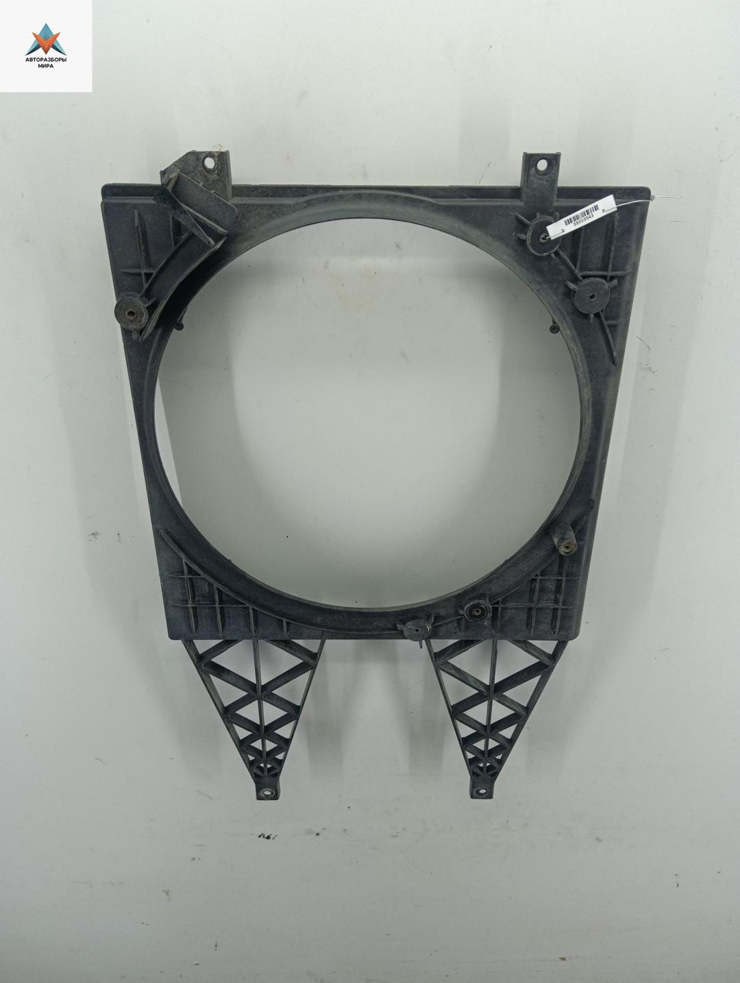 диффузор вентилятора SEAT Ibiza 3 поколение 2005, 1.4 л., бензин, МКПП, серый, хетчбэк 3 дв., 6Q0121207 - фото №1